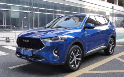 Обзор экстерьера подержанного Haval F7 2019 SUV, демонстрирующий спецификации и дизайн для китайского подержанного автомобиля на продажу, с бензиновым типом топлива и приводом 2WD/4WD, доступен в Китае.