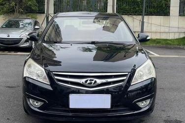 Полный вид Hyundai Celesta 2009, подержанный автомобиль, седан, бензиновый, 2WD, на продажу с техническими характеристиками и ценой.