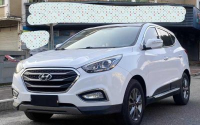 Полный экстерьер подержанного Hyundai ix35 2015, внедорожника на продажу в Китае с бензиновым двигателем 2WD и ценой.