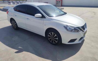 Полный обзор экстерьера Nissan Sylphy 2019, б/у седан на продажу. Узнайте технические характеристики, цену и обзоры этого подержанного автомобиля с бензиновым двигателем.