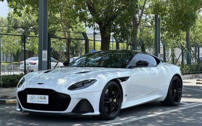 Обзор подержанного купе Aston Martin DBS 2022 года, китайский подержанный автомобиль на продажу, с 2WD, бензиновым топливом, характеристиками, ценой и обзором.