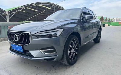 Обзор подержанного внедорожника Volvo XC60 2021 года, китайский подержанный автомобиль на продажу, с 4WD, бензиновым топливом, характеристиками, ценой и обзором.