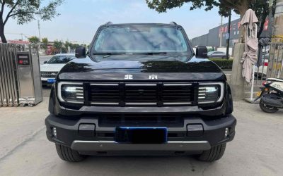 Б/у BAIC BJ40 2024 внедорожник, бензин, 4WD, на продажу в Китае, ознакомьтесь с ценой и обзором.