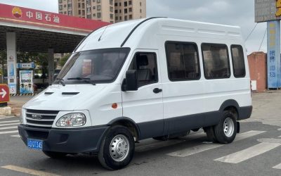Подержанный Iveco Power Daily 2017 интерьер, дизельный фургон, 2WD, на продажу в Китае, проверьте характеристики.