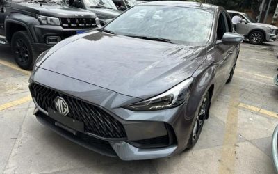 Б/у MG 5 2022 седан, бензин, 2WD, на продажу в Китае, ознакомьтесь с ценой и обзором.