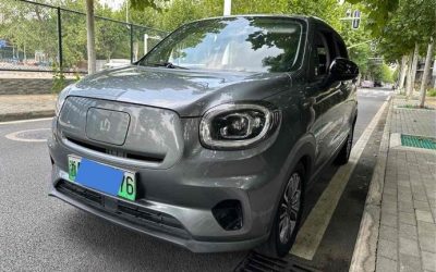 Полный экстерьер подержанного Leapmotor T03 2021, китайского электрического хэтчбека на продажу с приводом 2WD и ценой.