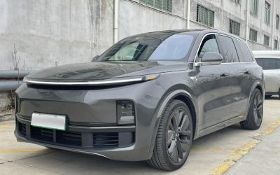 Полный вид LI L9 2023, китайский подержанный автомобиль, внедорожник, гибридный, 4WD, на продажу с ценой и техническими характеристиками в Китае.
