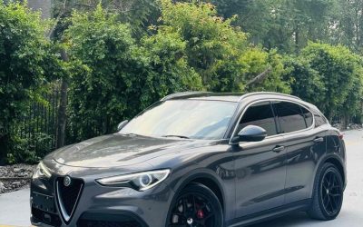 Полный экстерьер Alfa Romeo Stelvio 2019, б/у внедорожник на продажу в Китае, обзор характеристик бензина 4WD, цена и покупка в Китае.