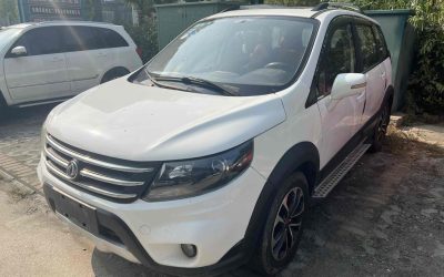 R214698-Dongfeng-Forthing-Jingyi-X5-2015_0