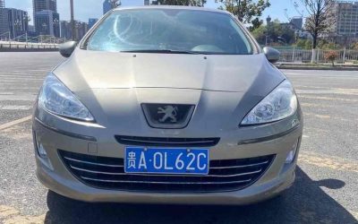 R215059-Peugeot-408-2011_0