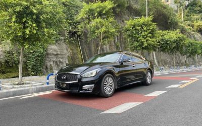 R215074-Infiniti-Q70-2018_0