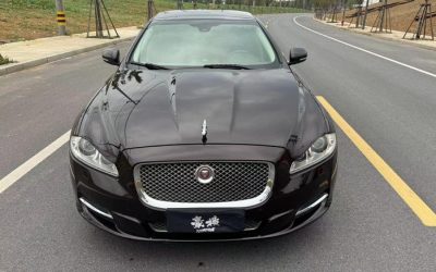 R215081-Jaguar-XJ-2016_0