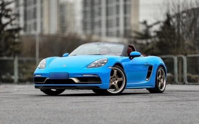 r215123-porsche-718-2023_0