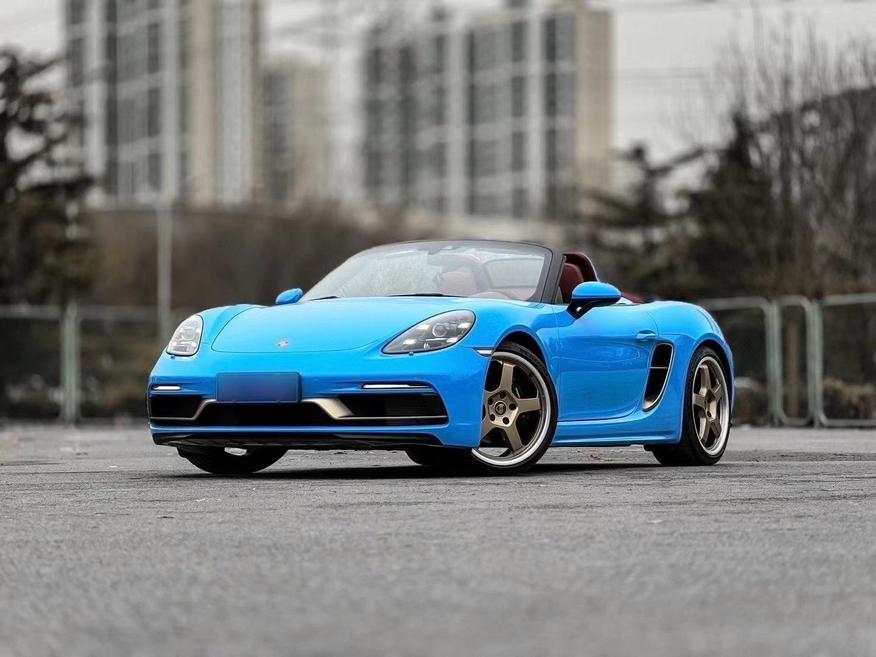 r215123-porsche-718-2023_0