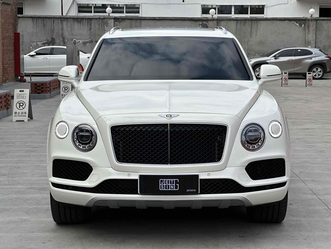r215128-bentley-bentayga-2019_0