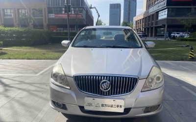 r215150-buick-excelle-2013_0