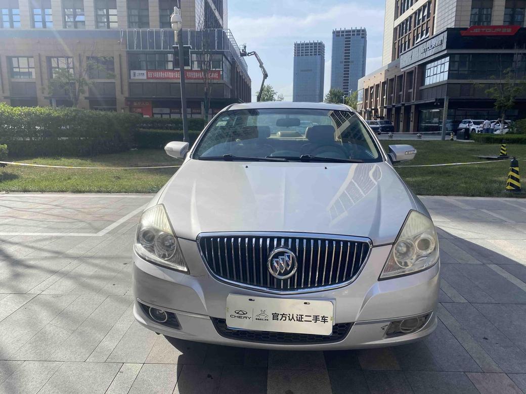 r215150-buick-excelle-2013_0