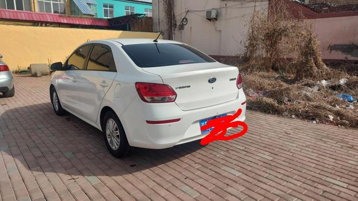 r215176-kia-pegas-2018_0