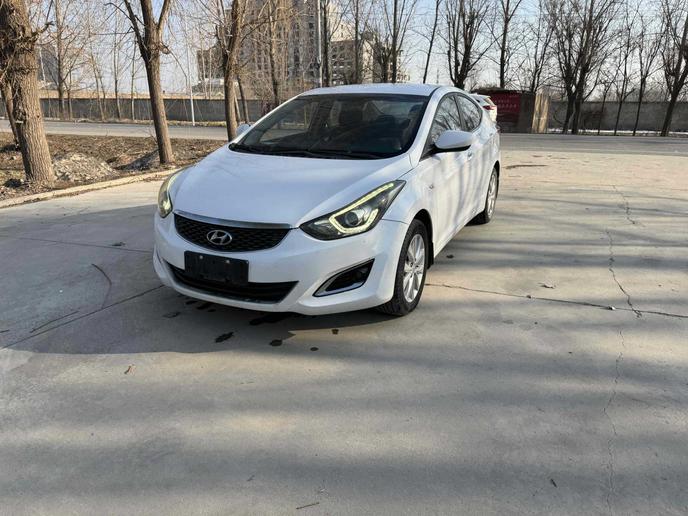r215186-hyundai-elantra-2017_0