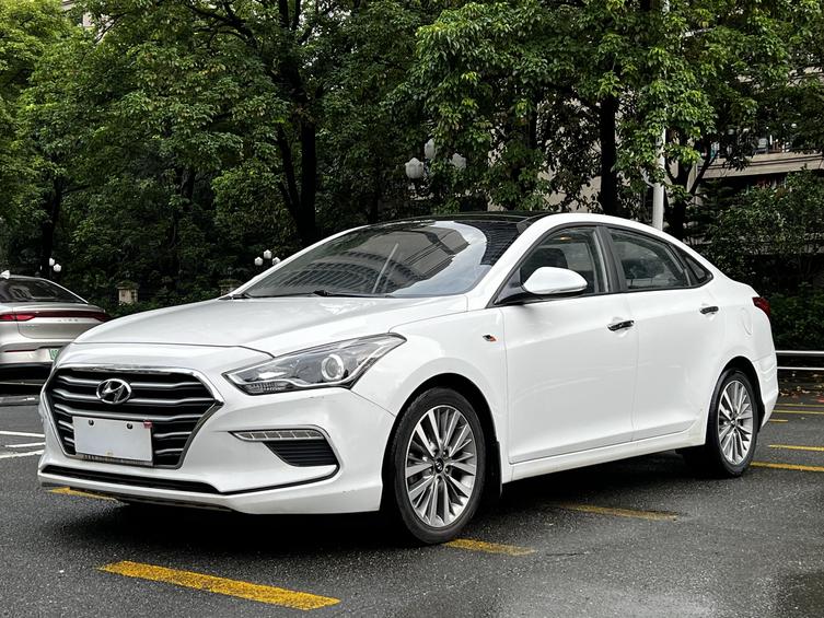 r215198-hyundai20mistra-2020_0