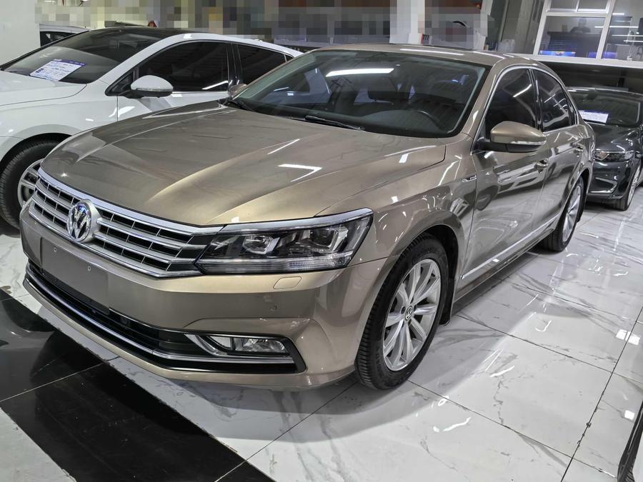 r215200-volkswagen-passat-2017_0