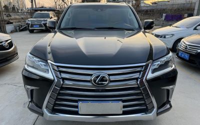 r215206-lexus-lx-2017_0