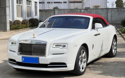 r215226-rolls-royce-dawn-2020_0