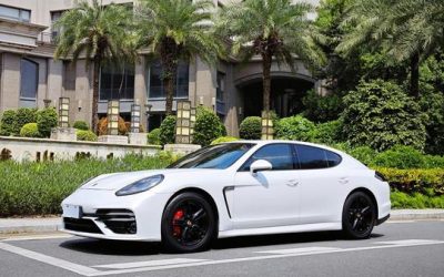 r215229-porsche-panamera-2011_0