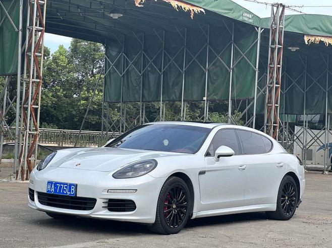 r215240-porsche-panamera-2015_0