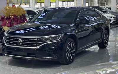 r215303-volkswagen-passat-2022_0