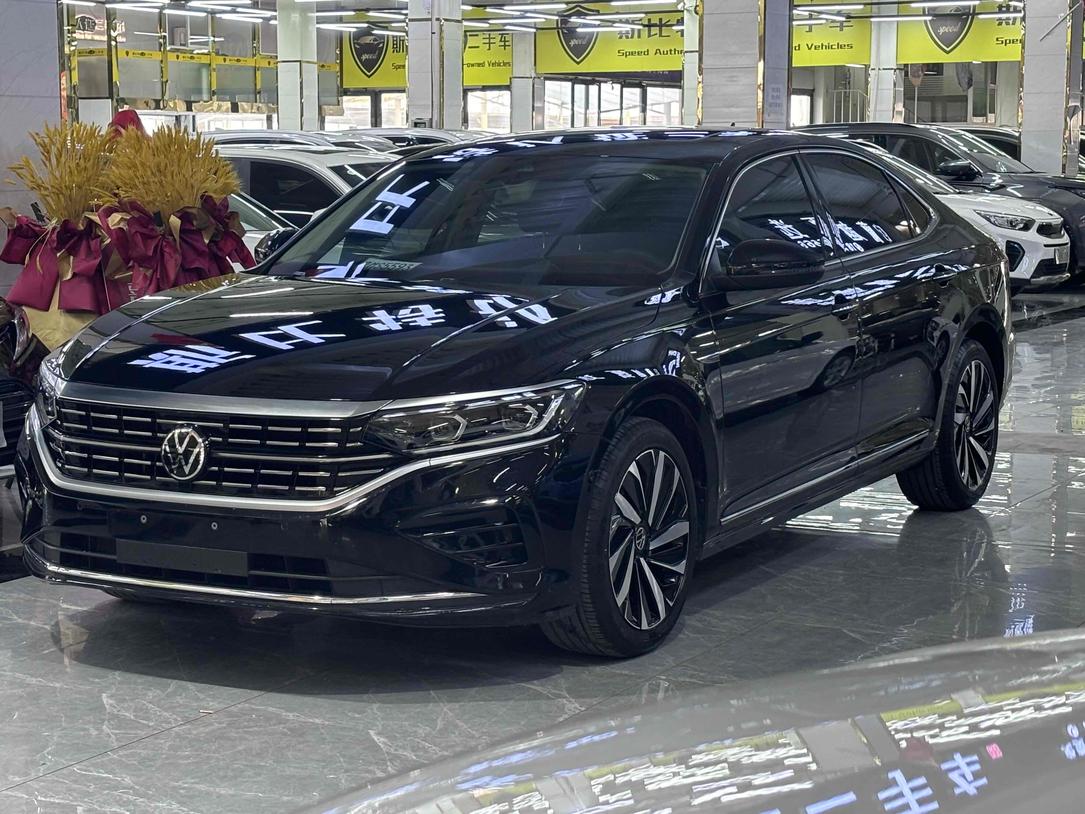 r215303-volkswagen-passat-2022_0