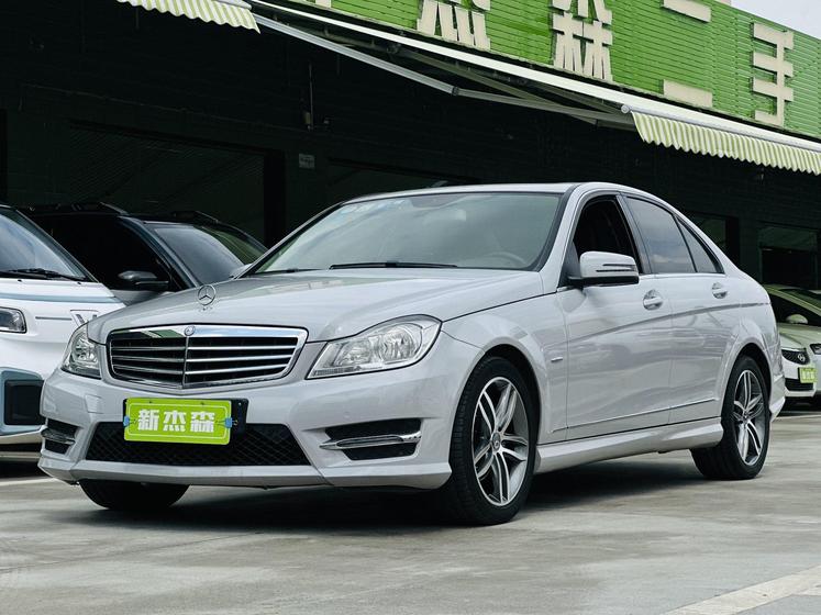 r215318-mercedes-benz-c-class-2014_0