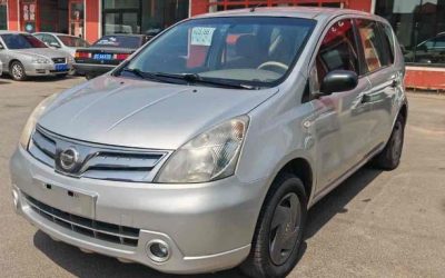 r215333-nissan20livina-2012_0