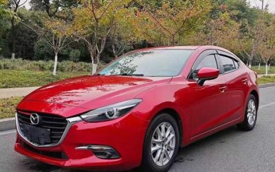 r215335-mazda3-axela-2018_0