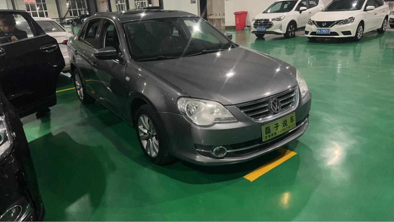 r215352-volkswagen-bora-2011_0