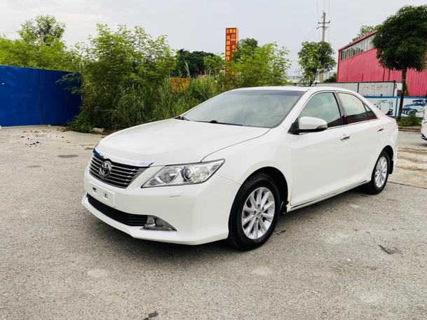 r215355-toyota20camry-2014_0