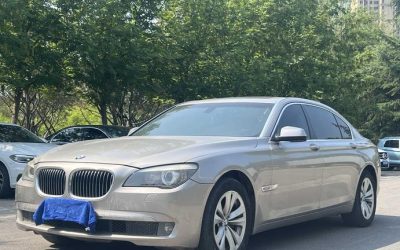 r215370-bmw20720series-2011_0