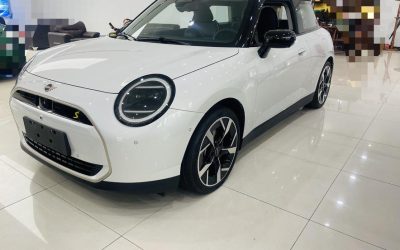 r215406-mini20cooper-2024_0
