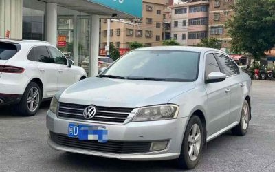 r215421-volkswagen-lavida-2013_0