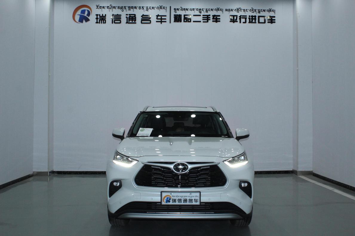 r215436-toyota-highlander-2023_0