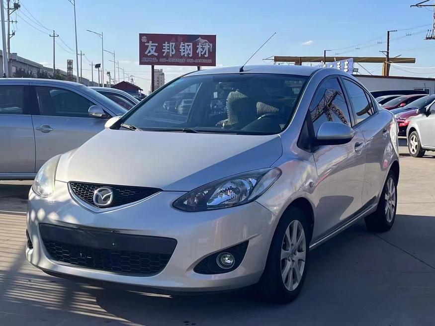r215449-mazda202-2010_0