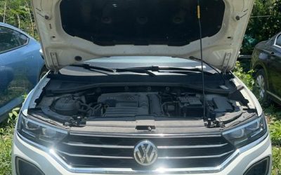 r215455-volkswagen20t-roc-2020_0