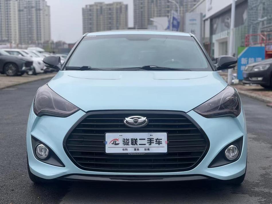 r215500-hyundai-veloster-2012_0