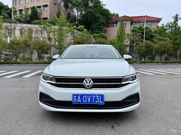 r215534-volkswagen-bora-2021_0