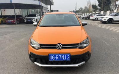 r215545-volkswagen-polo-2013_0
