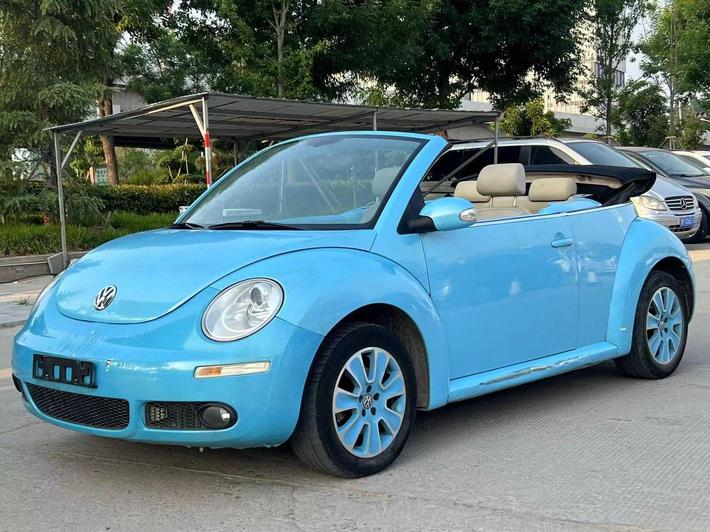 r215565-volkswagen-beetle-2011_0