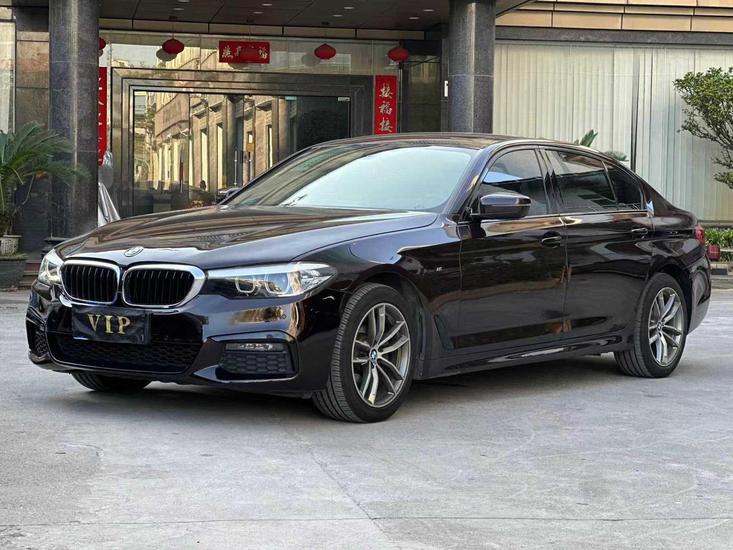 r215581-bmw-5-series-2019_0