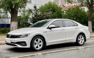 r215625-volkswagen-lamando-2022_0