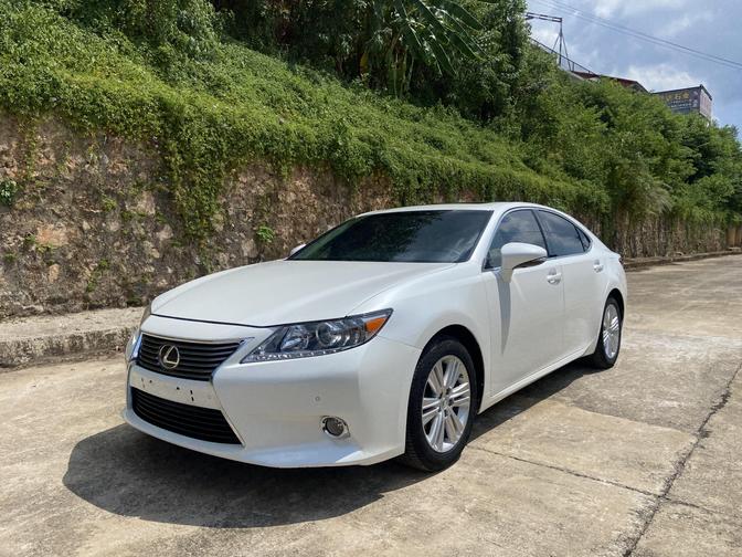 r215627-lexus-es-2014_0