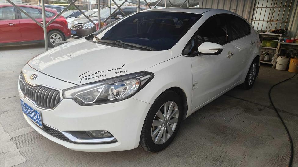 r215629-kia-k3-2015_0
